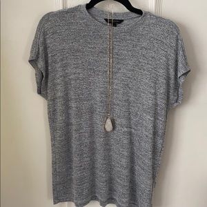 🌴 Banana Republic Gray Top